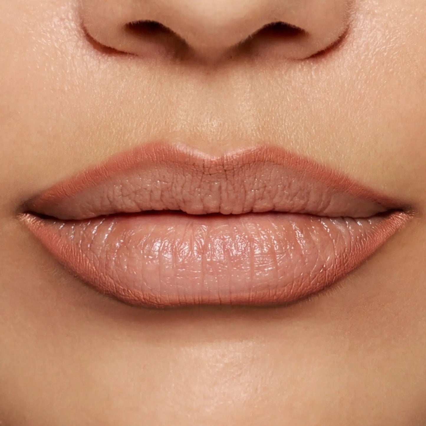 Easy Glide Lip Liner — Creamy, Blendable Color with Smooth Application-LUN