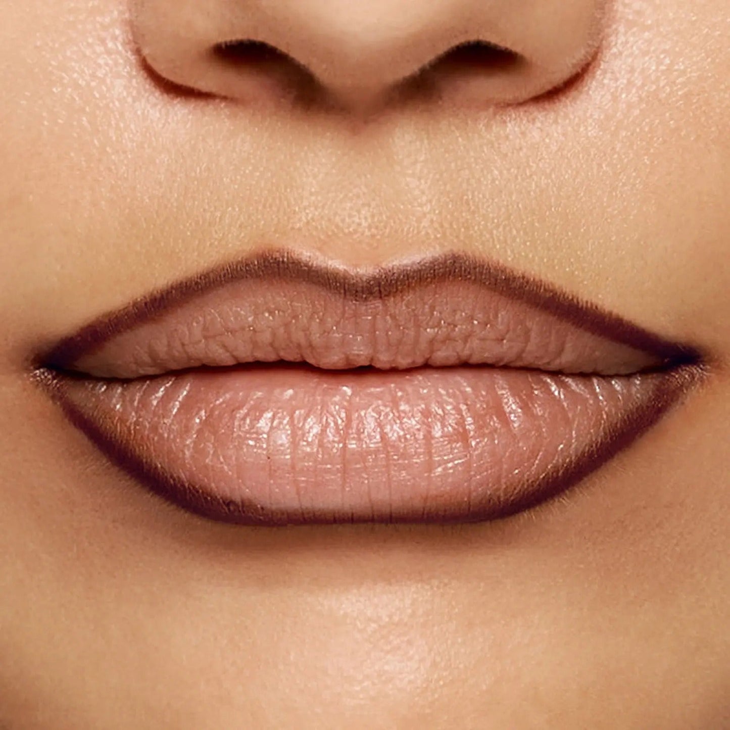 Easy Glide Lip Liner — Creamy, Blendable Color with Smooth Application-LUN